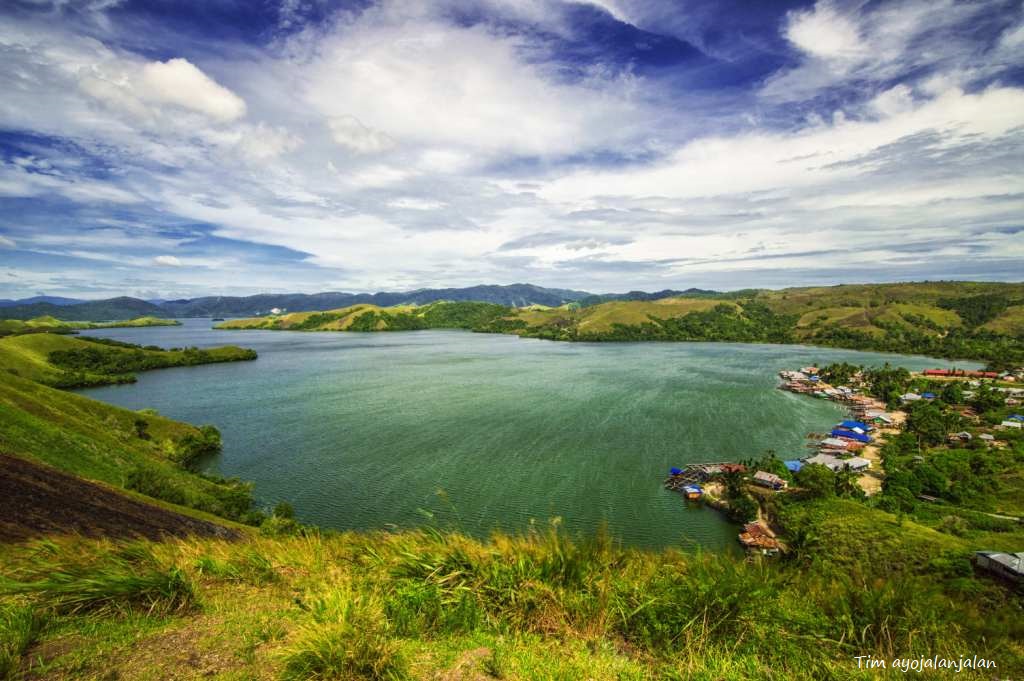 8 PESONA KABUPATEN JAYAPURA